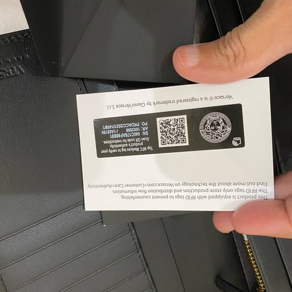 Versace wallet - Picture 13 of 14